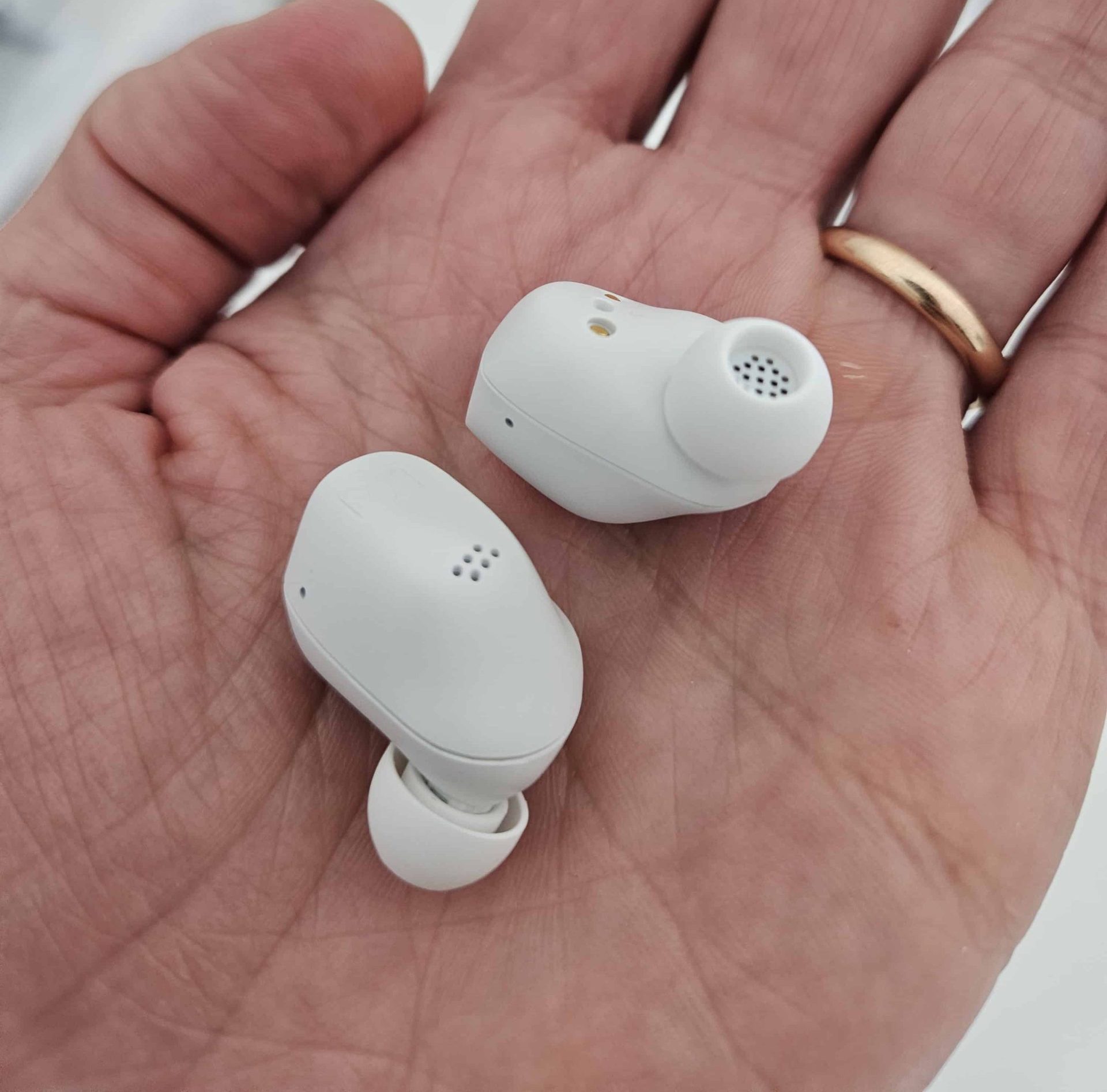 Sennheiser Accentum True Wireless Review - HiFi Oasis