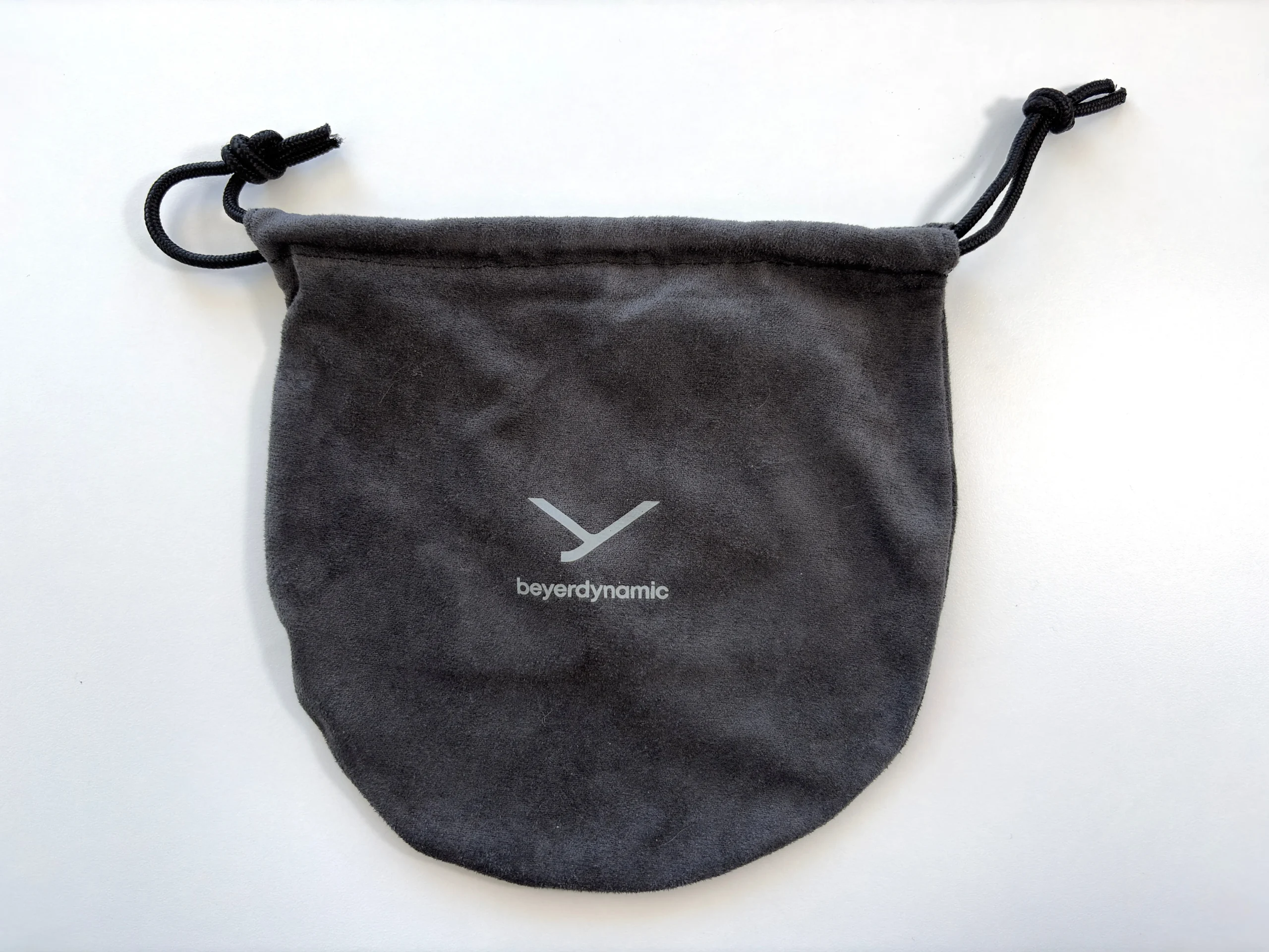 beyerdynamic Aventho 100 Review