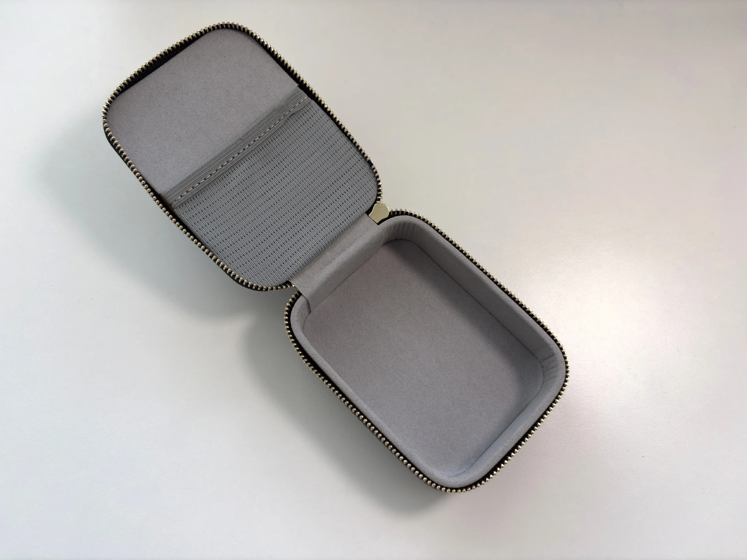 Kiwi Ears Orchestra II Review