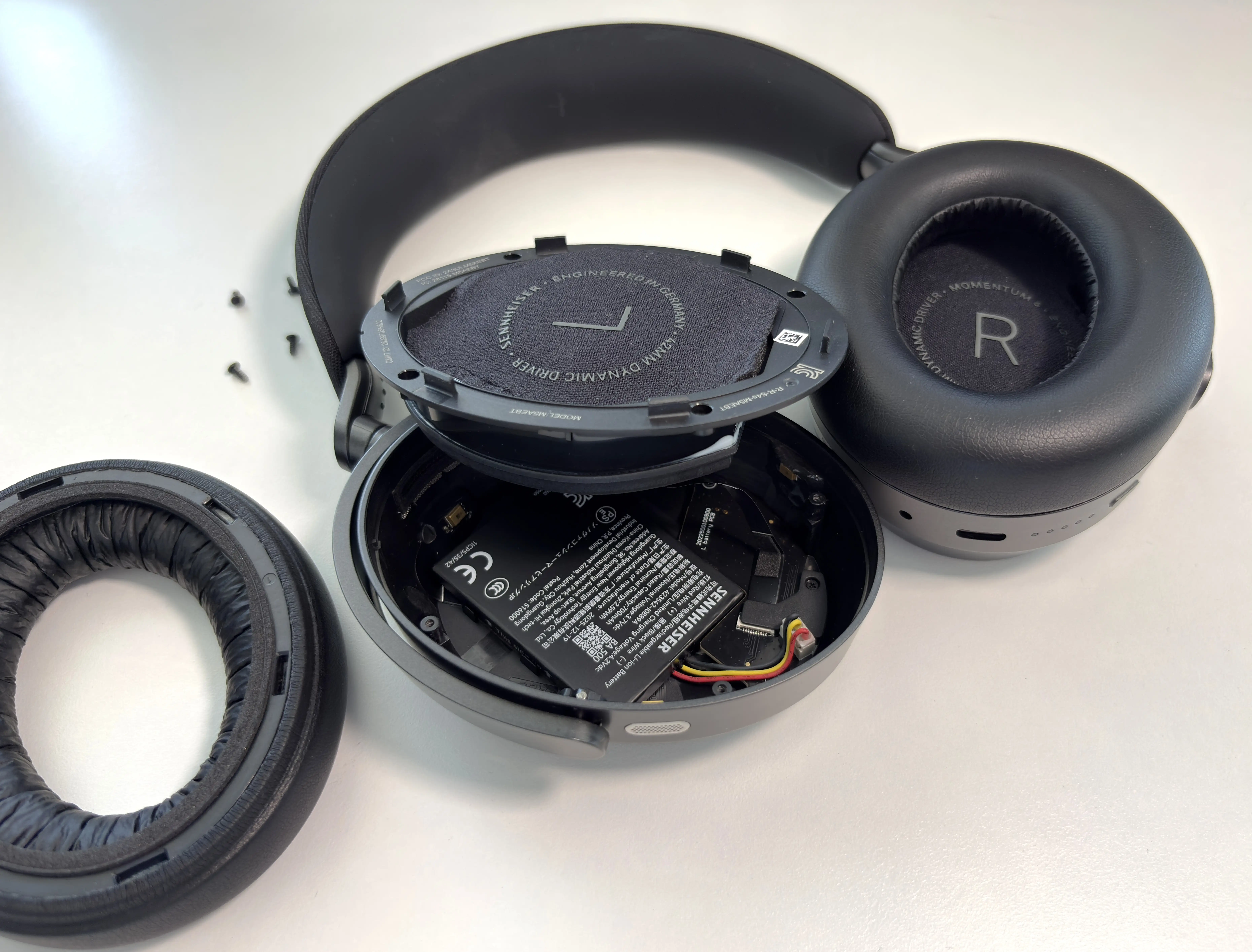 Sennheiser MOMENTUM 5 Review