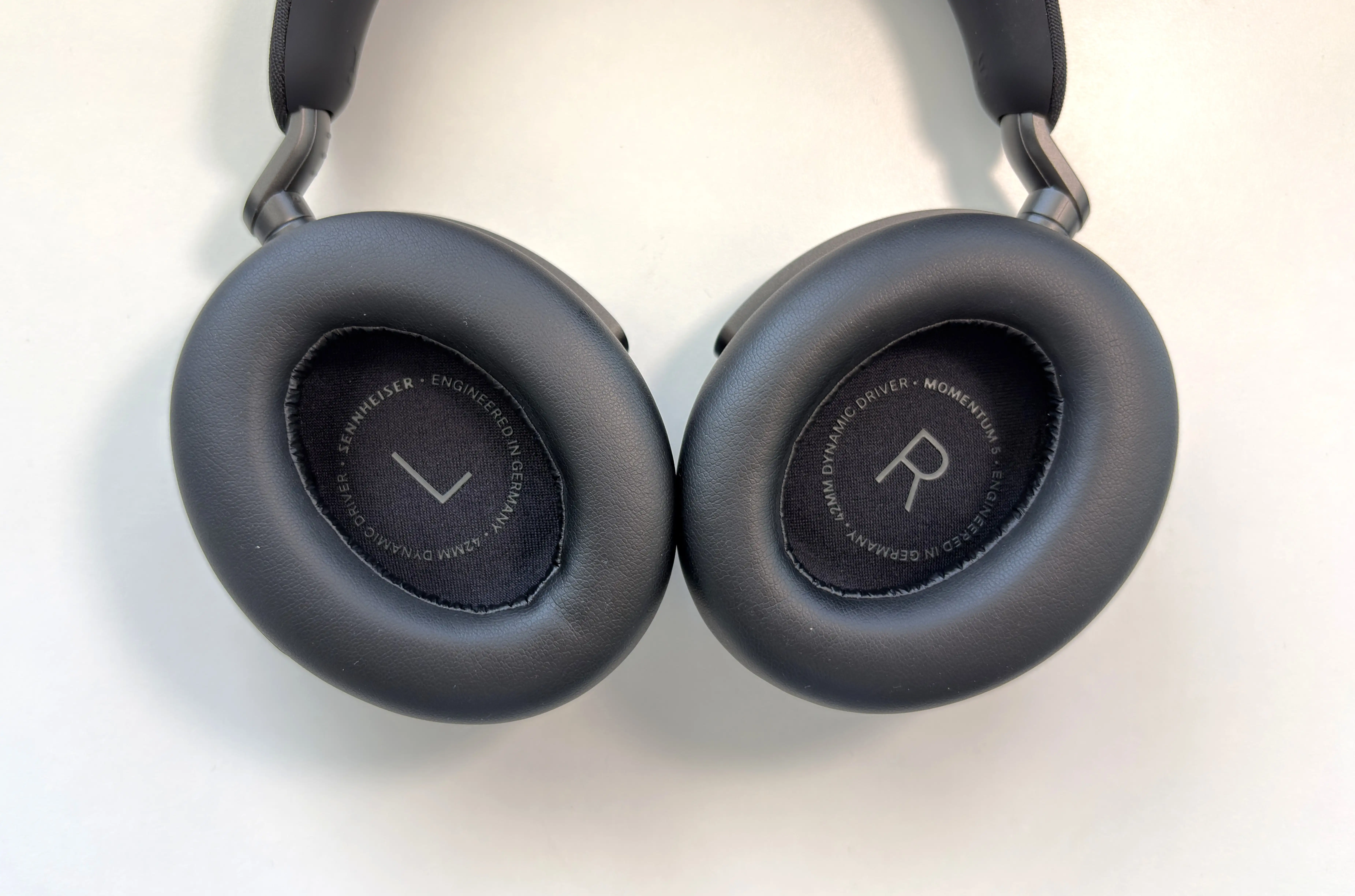 Sennheiser MOMENTUM 5 Review